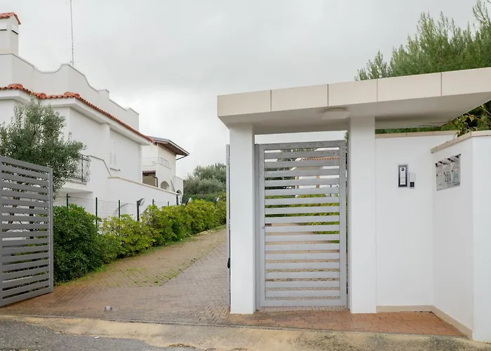 Brezza Marina 아파트 몰라디바리