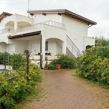 Brezza Marina Апартаменты