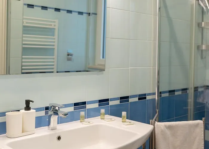 Апартаменты Brezza Marina Мола-ди-Бари