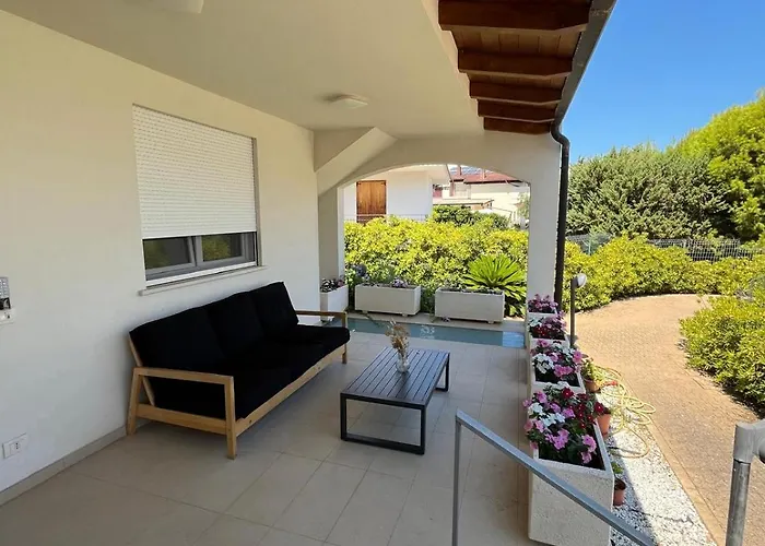 Brezza Marina * Мола-ди-Бари